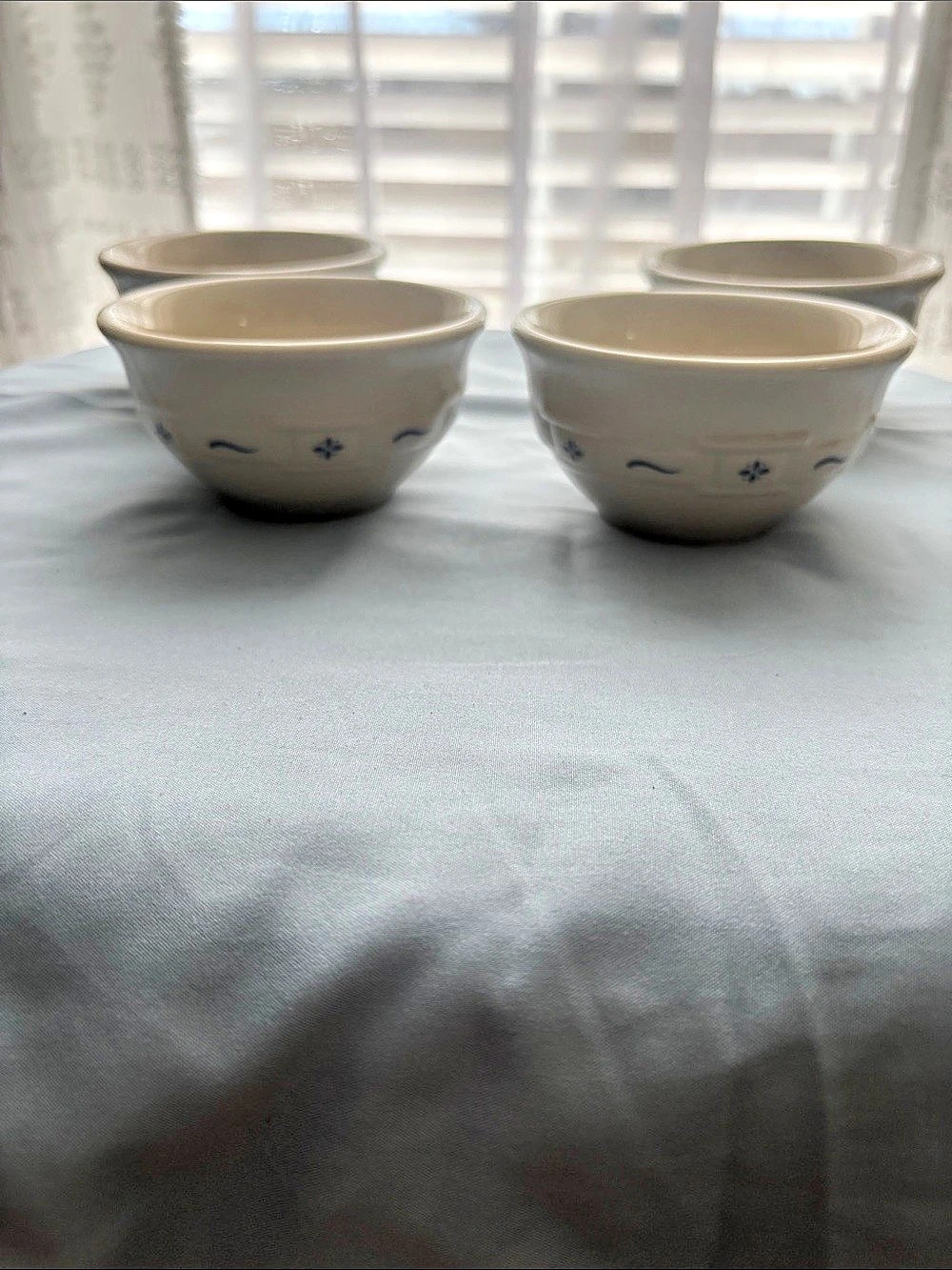Longaberger Small Dessert Bowls (Set of 4) Cornflower Blue Design